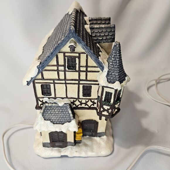 Hummel 'Made With Love Bakery' - Picture 3 of 6